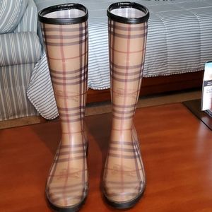 Burberry Rain boots